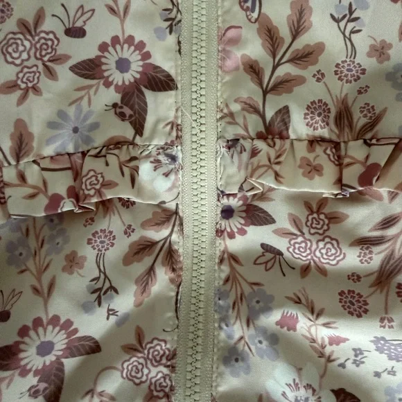 Stylish lightweight Designer waterproof Max Studio 18M Floral toddler Raincoat - Picture 3 of 9